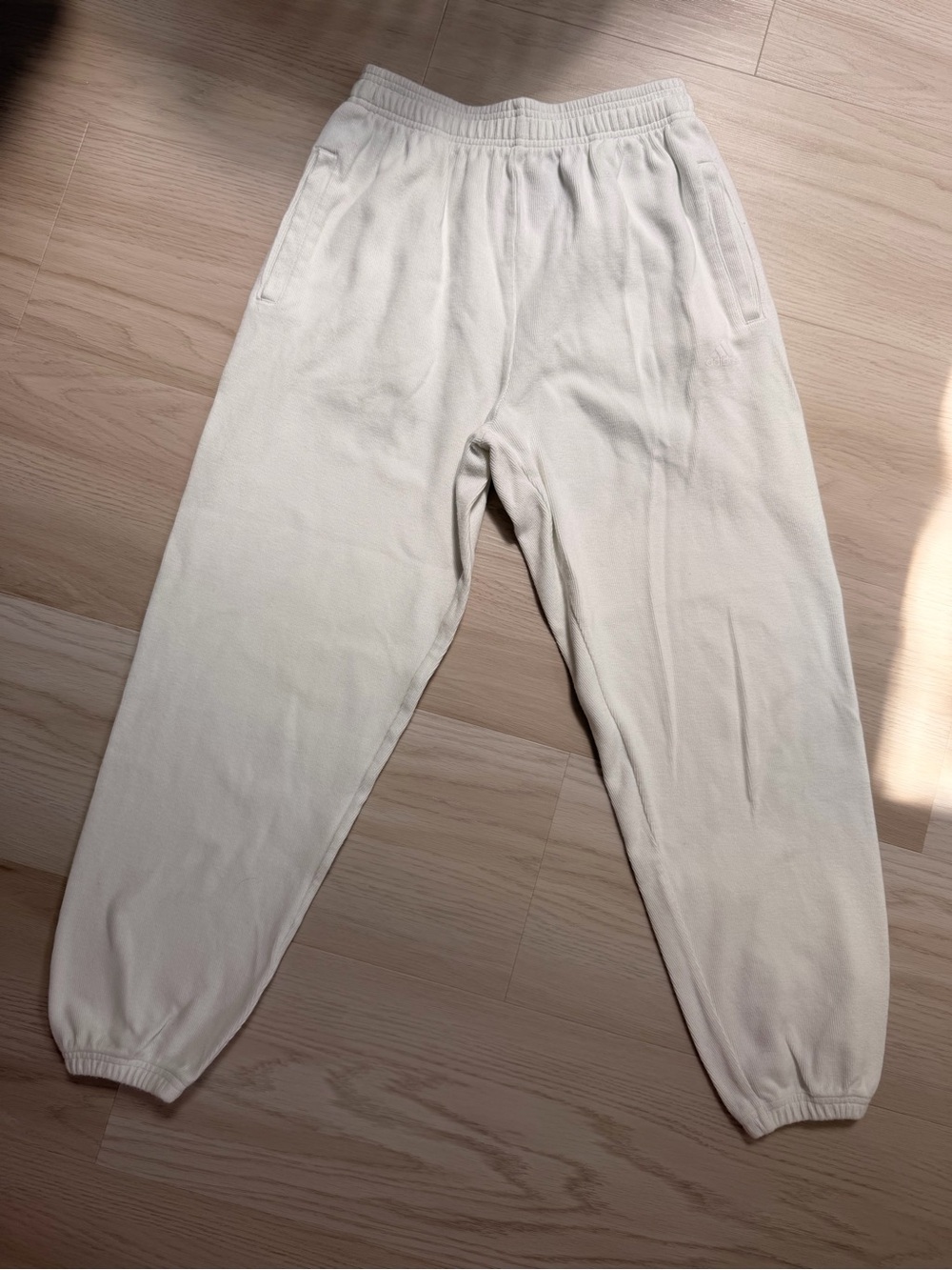 Adidas Women’s white Cotton Sweatpants Size S